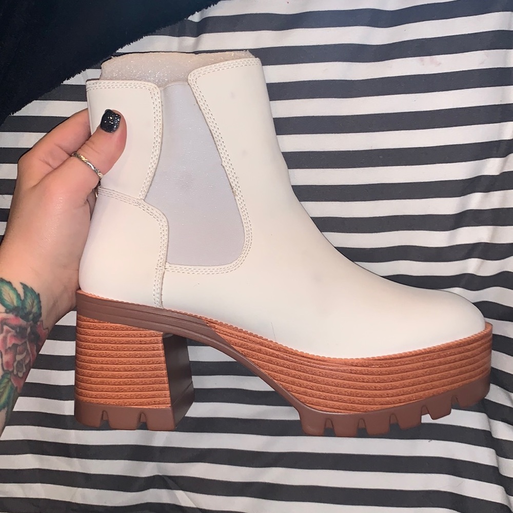 Cute Platform Boot